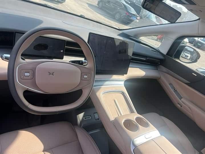 XPeng X9 2025 2025款 纯电 650长续航 Max