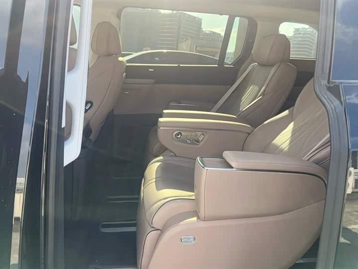 XPeng X9 2025 2025款 纯电 650长续航 Max