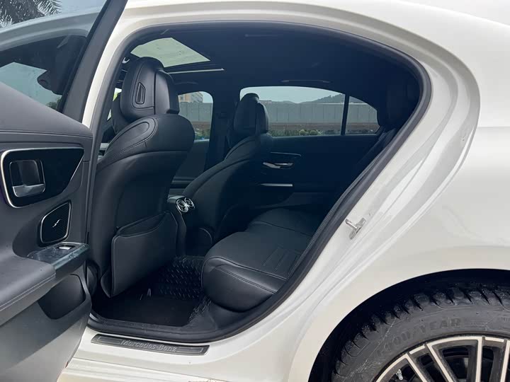 Mercedes-Benz C-Class 2025 2025款 C 200 L 运动版