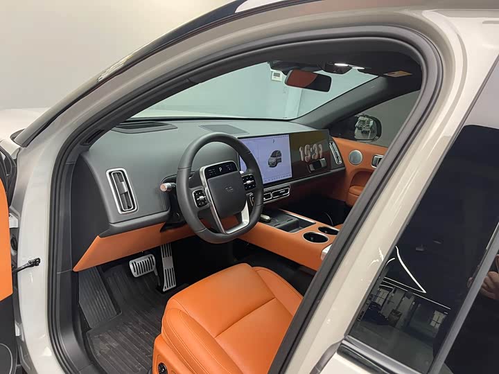 LiXiang L6 2025 2025款 Pro 智能焕新版