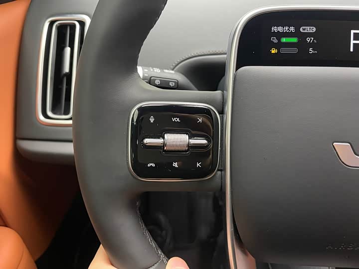 LiXiang L6 2025 2025款 Pro 智能焕新版