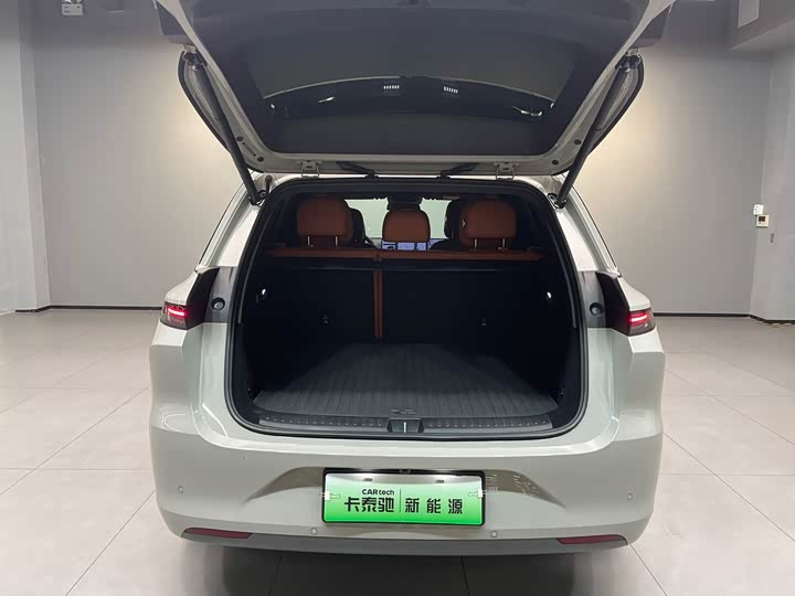 LiXiang L6 2025 2025款 Pro 智能焕新版