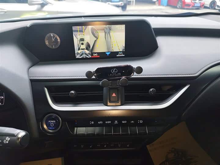 Lexus UX Hybrid 2020 2020款 300e 纯·悦版