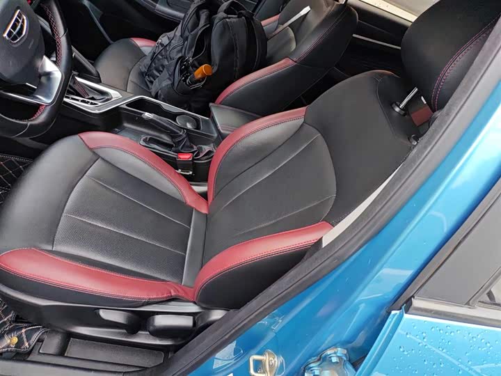 Geely Vision X3 2021 2021款 PRO 1.5L CVT尊贵型