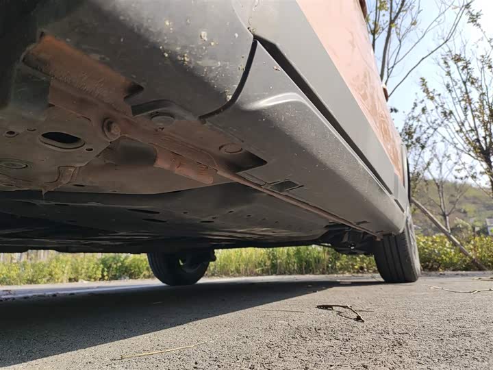 Honda Life 2021 2021款 1.5L CVT CRO-SS灵趣版