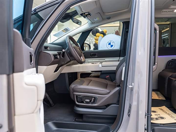 LiXiang Mega 2024 2024款 Ultra