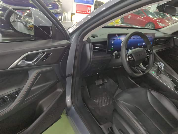 Roewe RX5 Hybrid 2023 2023款 eRX5 超混尊荣版