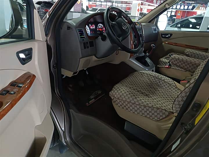 Foton G5 2023 2023款 2.0L汽油商运版客车7/9座1TZS