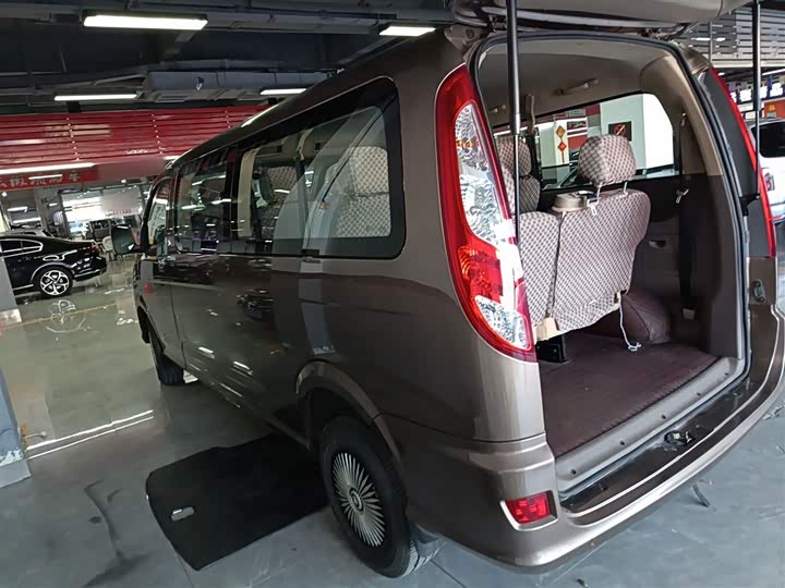 Foton G5 2023 2023款 2.0L汽油商运版客车7/9座1TZS