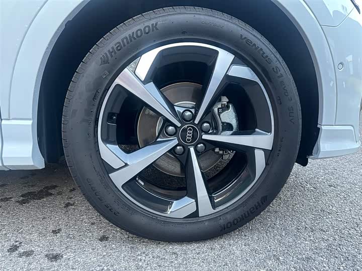 Audi Q3 2024 2024款 35 TFSI 时尚动感型