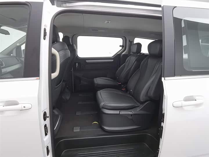 Maxus G20 2023 2023款 改款 ES 2.0T 汽油自动超值版