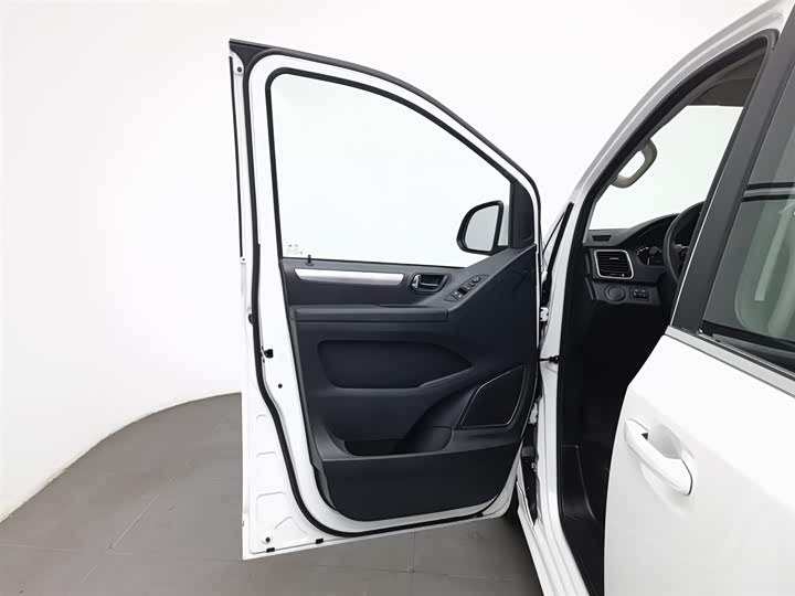 Maxus G20 2023 2023款 改款 ES 2.0T 汽油自动超值版