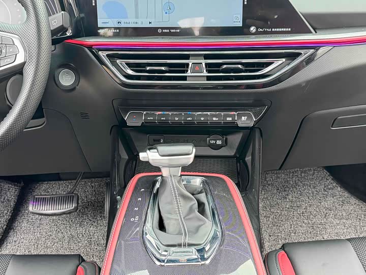 Changan Oshan X5 2022 2022款 运动版 1.5T DCT飓风音速