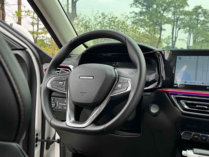 Changan Oshan X5 2022 2022款 运动版 1.5T DCT飓风音速