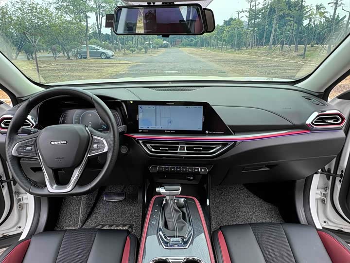 Changan Oshan X5 2022 2022款 运动版 1.5T DCT飓风音速