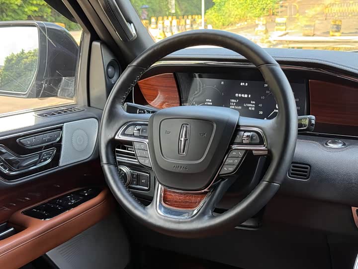 Lincoln Navigator 2022 2022款 3.5T 尊耀版