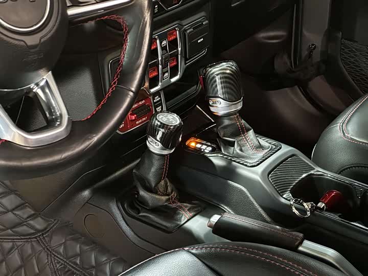 Jeep Wrangler 2022 2022款 2.0T 高地丛林绿限量版