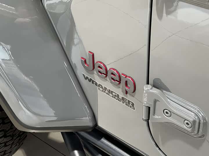 Jeep Wrangler 2022 2022款 2.0T 高地丛林绿限量版