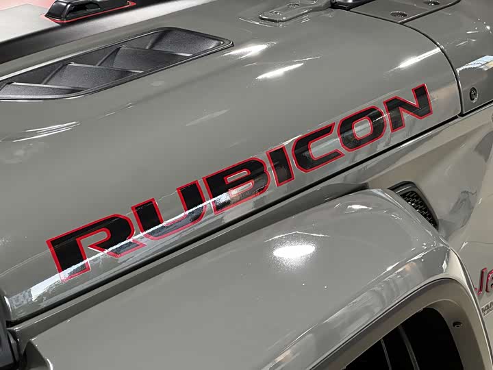 Jeep Wrangler 2022 2022款 2.0T 高地丛林绿限量版