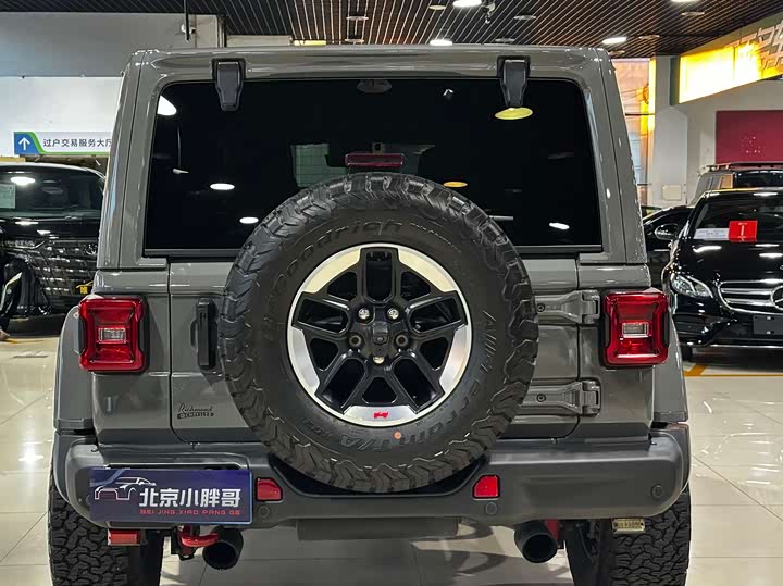 Jeep Wrangler 2022 2022款 2.0T 高地丛林绿限量版