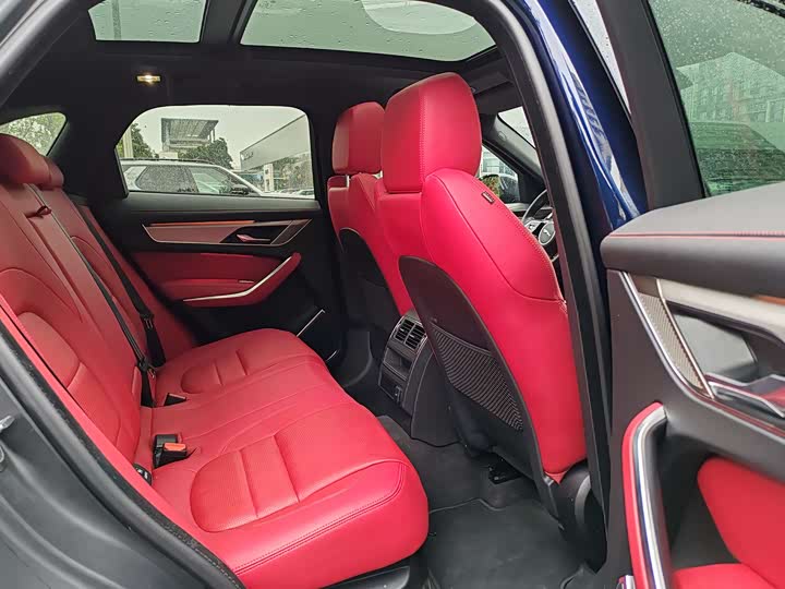 Jaguar F-Pace 2024 2024款 P250 R-Dynamic SE