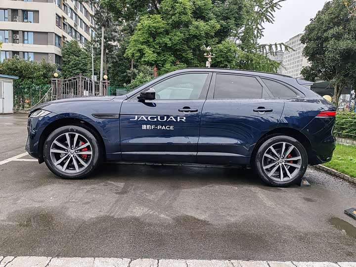Jaguar F-Pace 2024 2024款 P250 R-Dynamic SE