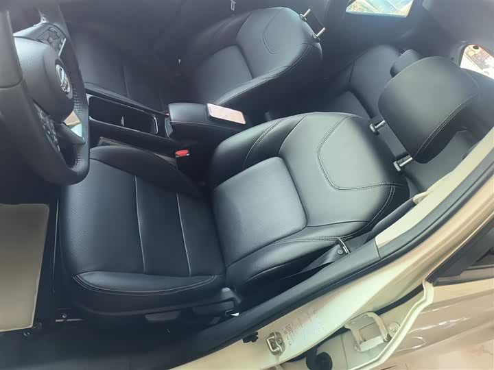 Nissan Kicks 2023 2023款 劲情版 1.5L 淋漓「劲」致 豪华版