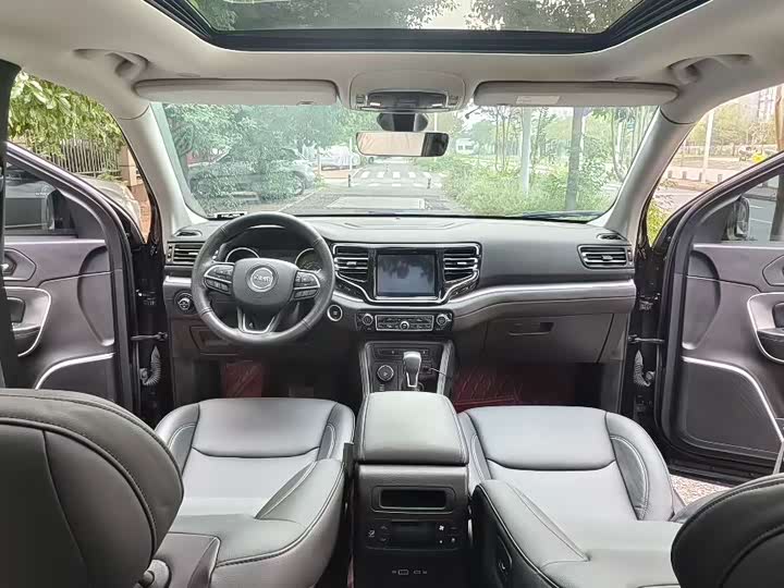Jeep Grand Commander 2022 2022款 2.0T 四驱豪华版