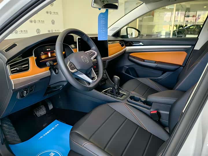 Volkswagen Bora 2025 2025款 200TSI DSG悦行导航版