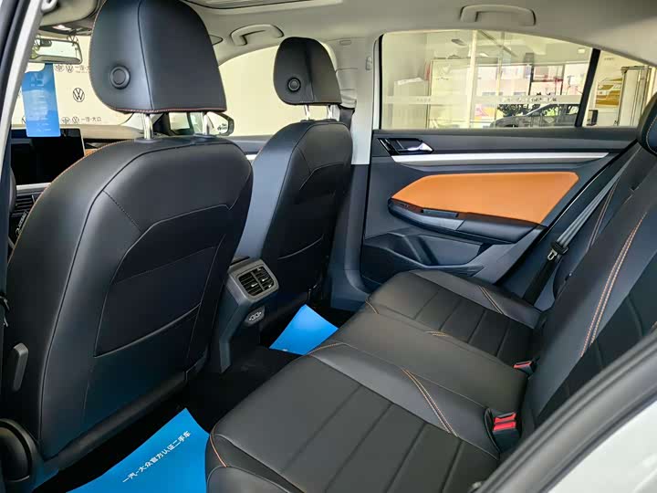 Volkswagen Bora 2025 2025款 200TSI DSG悦行导航版