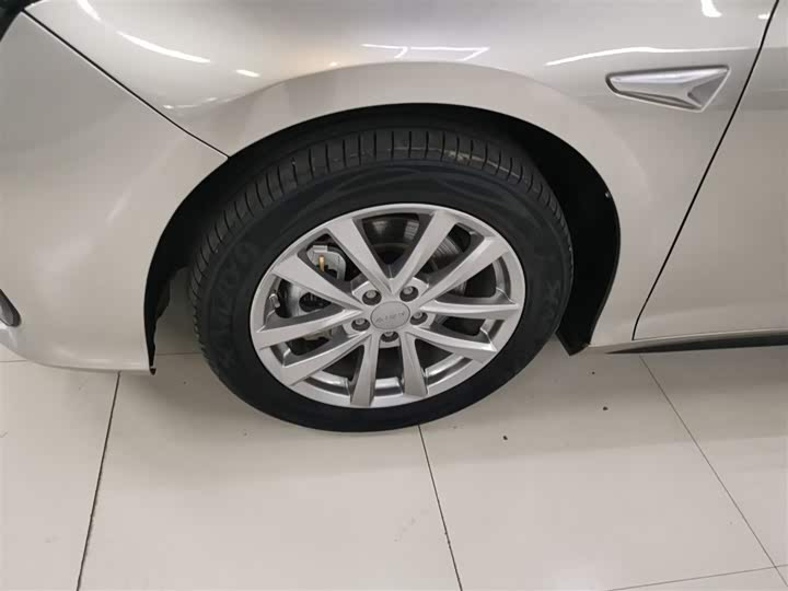 GAC Aion S 2023 2023款 魅 580 磷酸铁锂