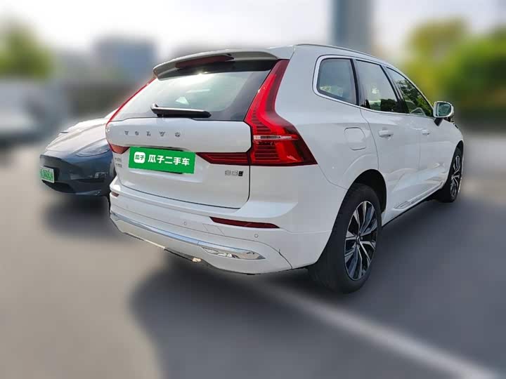 Volvo XC60 2025 2025款 B5 四驱智远豪华版