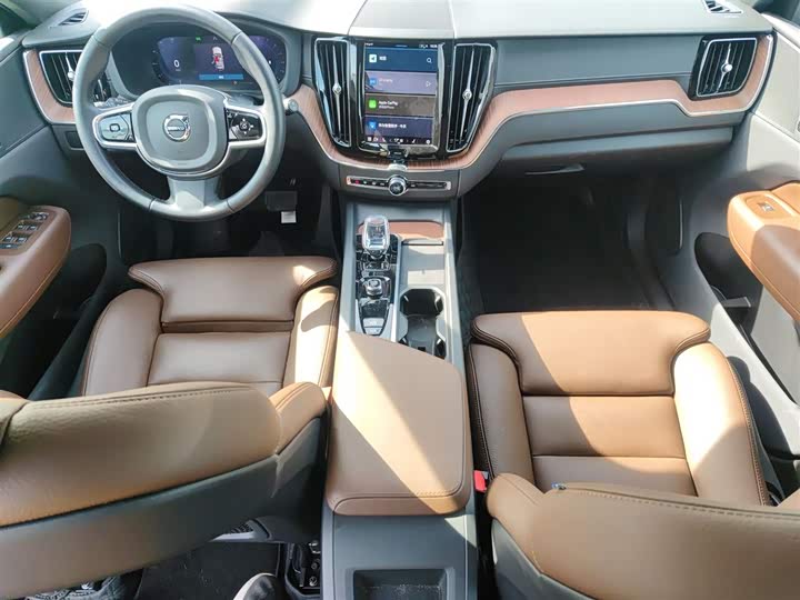 Volvo XC60 2025 2025款 B5 四驱智远豪华版