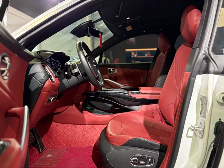 Aston Martin DBX 2023 2023款 3.0T STRAIGHT-SIX