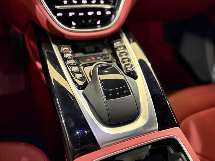 Aston Martin DBX 2023 2023款 3.0T STRAIGHT-SIX