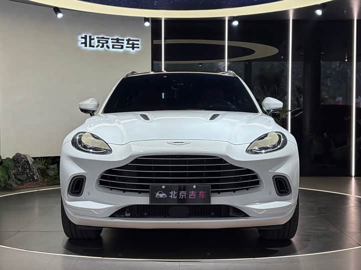 2023 Aston Martin DBX