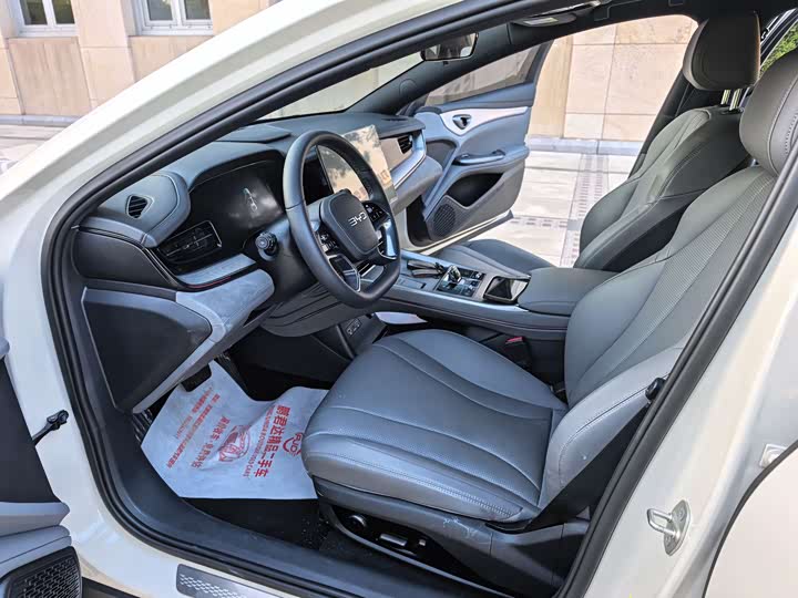 BYD Seal 07 DM-i Hybrid 2025 2025款 DM-i 1.5L 125km 豪华型