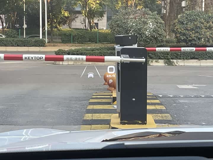 Dongfeng Mengshi M-Hero 917 2023 2023款 增程基础版