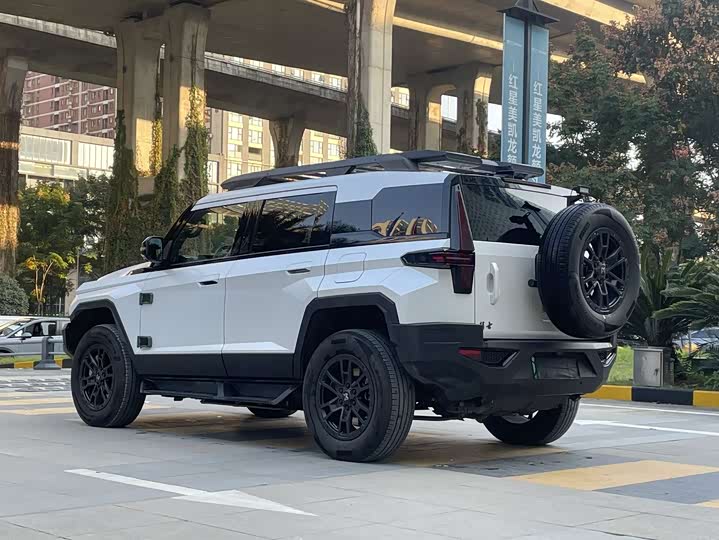 Dongfeng Mengshi M-Hero 917 2023 2023款 增程基础版