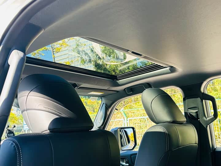 Toyota Prado 2024 2024款 2.4T 悍野WX版 6座