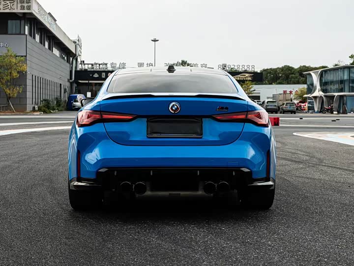 BMW M4 2024 2024款 M4双门轿跑车 雷霆版