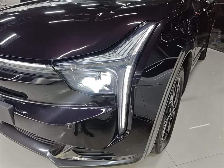 Hozon U 2023 2023款 哪吒U-Ⅱ 400 U秀版 三元锂