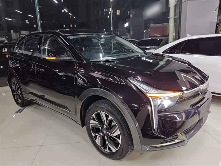 Hozon U 2023 2023款 哪吒U-Ⅱ 400 U秀版 三元锂