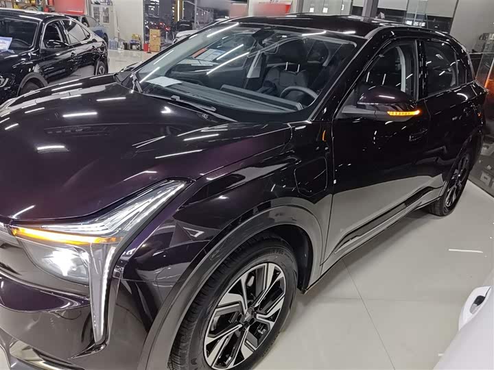 Hozon U 2023 2023款 哪吒U-Ⅱ 400 U秀版 三元锂