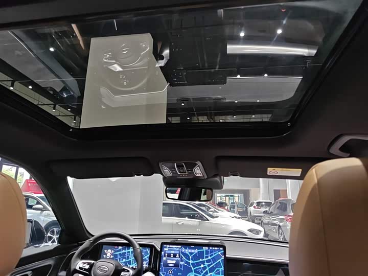 GAC Trumpchi GS8 2025 2025款 领航系列 2.0TGDI 两驱豪华版 5座