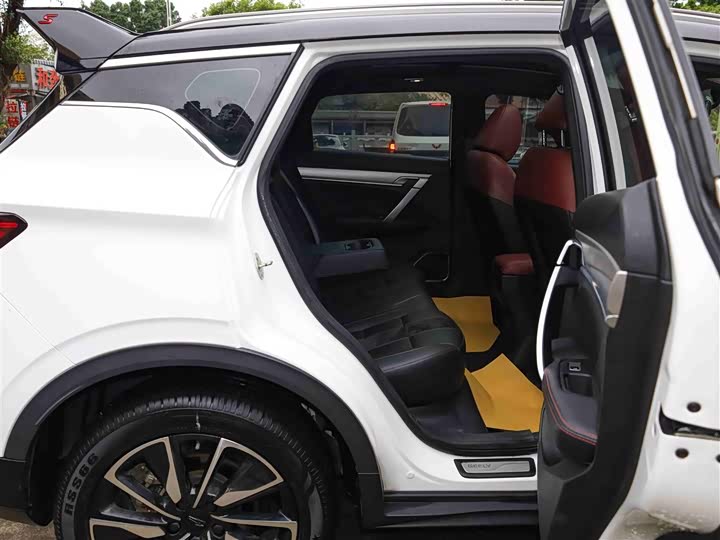 Geely Coolray Hybrid 2022 2022款 1.5T ePro 85KM荣耀版