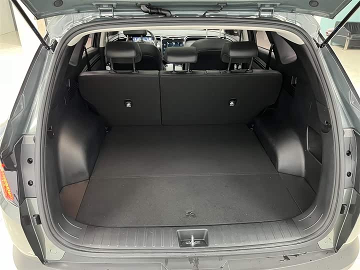 Hyundai Tucson L 2023 2023款 途胜L 1.5T 自动两驱LUX尊贵版