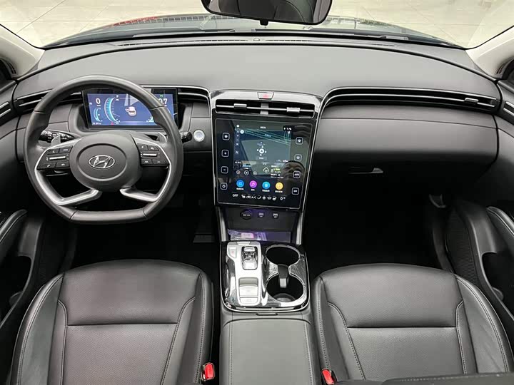 Hyundai Tucson L 2023 2023款 途胜L 1.5T 自动两驱LUX尊贵版