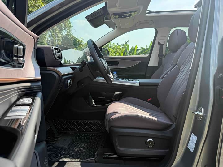 Chery Tiggo 9 Hybrid 2025 2025款 1.5T 106KM超享版 5座 磷酸铁锂