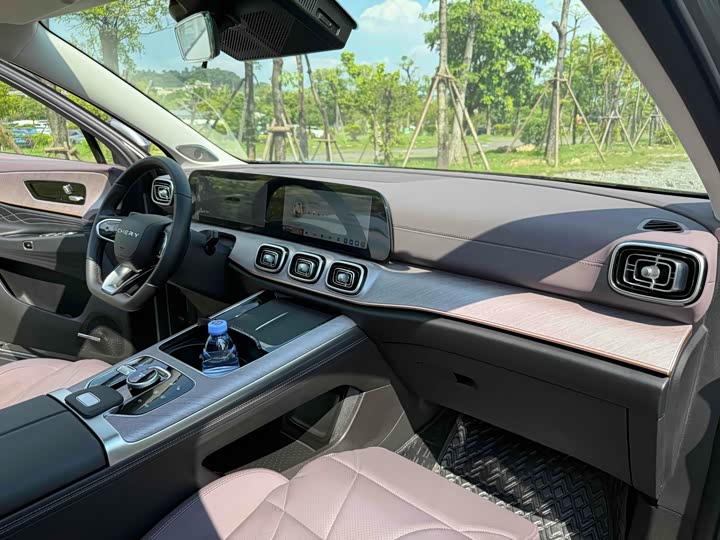 Chery Tiggo 9 Hybrid 2025 2025款 1.5T 106KM超享版 5座 磷酸铁锂